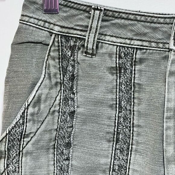 Anthropologie Free People Womens Button Fly Lace Trim Denim Shorts Sz 2 - Picture 10 of 10